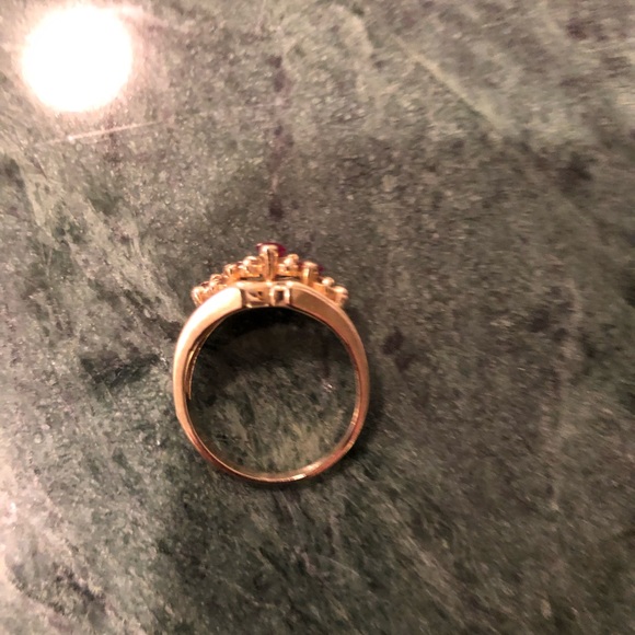 Gold yellow and ruby diamond ring - Picture 5 of 6